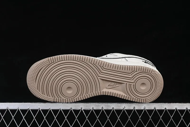 All categories Nk Air Force 1 Air Force series Nk Air Force 1 Low Air Force low-top Nike Air Force 1'07 Low Hand-painted style Air Force 1 low-top casual sneakers MM3399-819